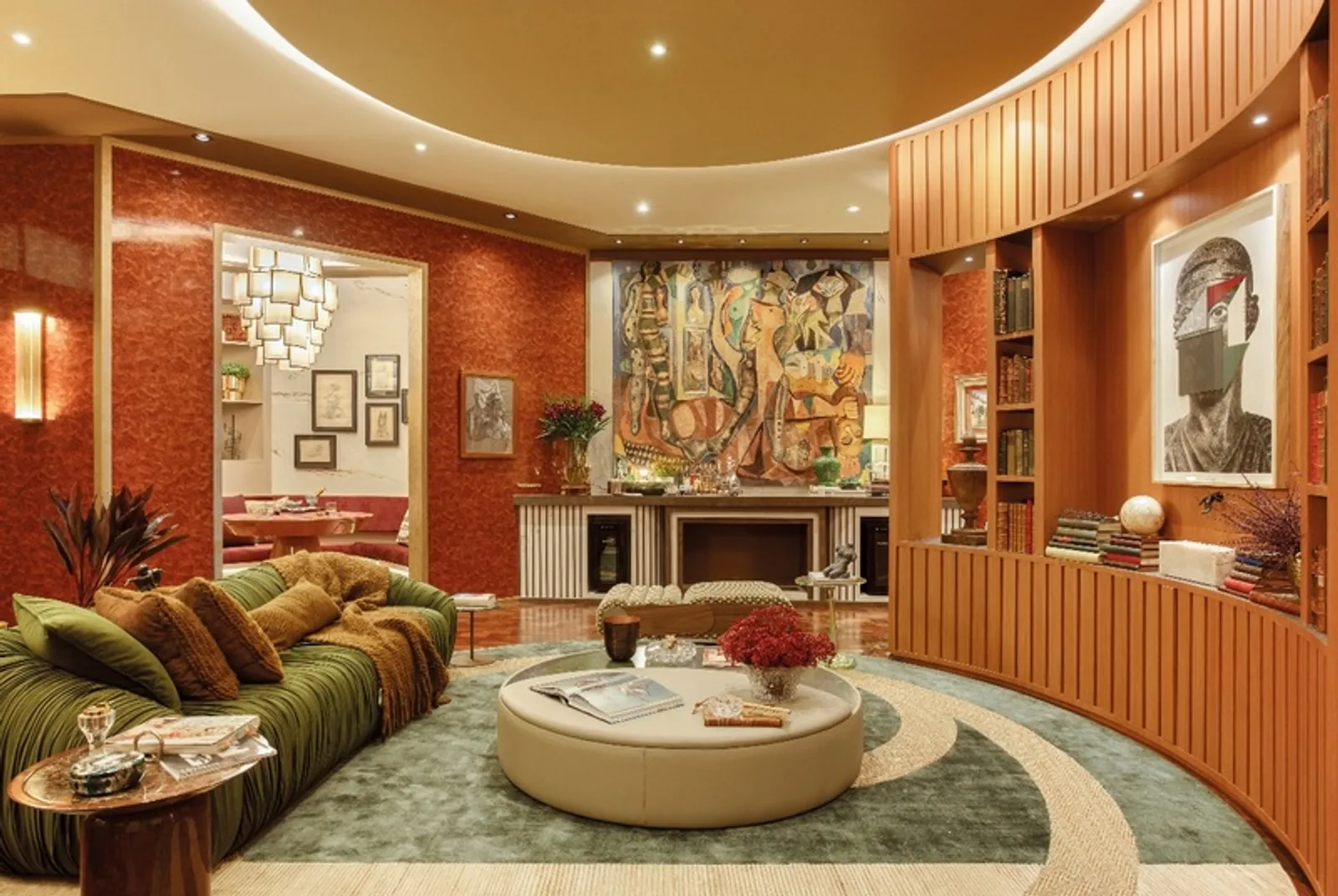 Ambiente Tulio Xenofonte Arquitetura, com o sofá Bacio por Karol Suguikawa para Breton.