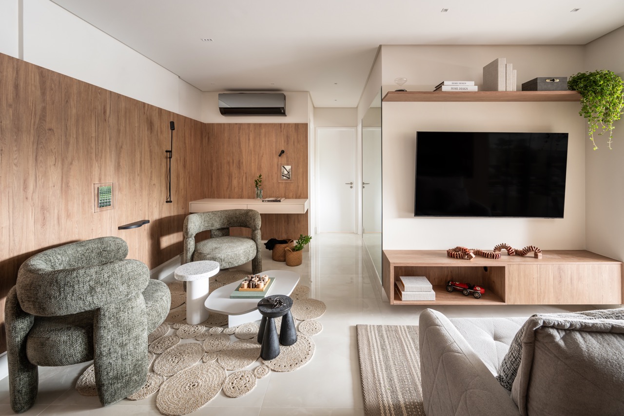 Projeto: Lima Vari Arquitetos | Neste projeto, living, cozinha e varanda foram conectados em um único ambiente fluido e funcional.